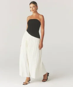 Online Six Stories Contrast Bandeau Pleated Maxi Dress - Mono