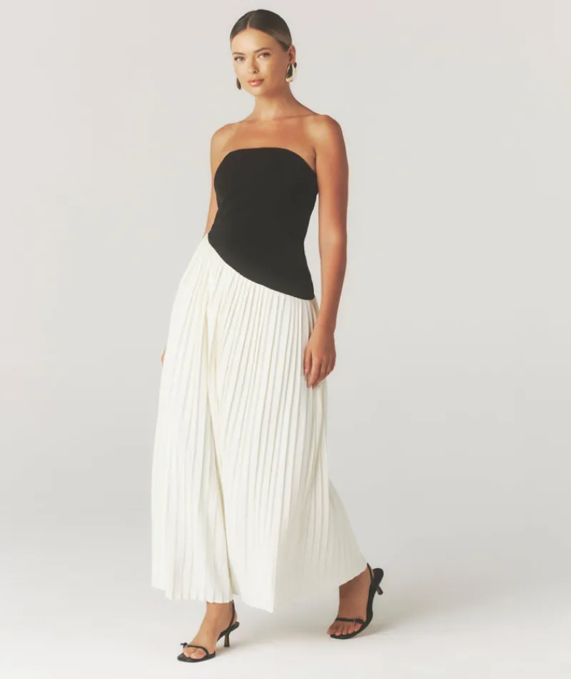 Online Six Stories Contrast Bandeau Pleated Maxi Dress - Mono