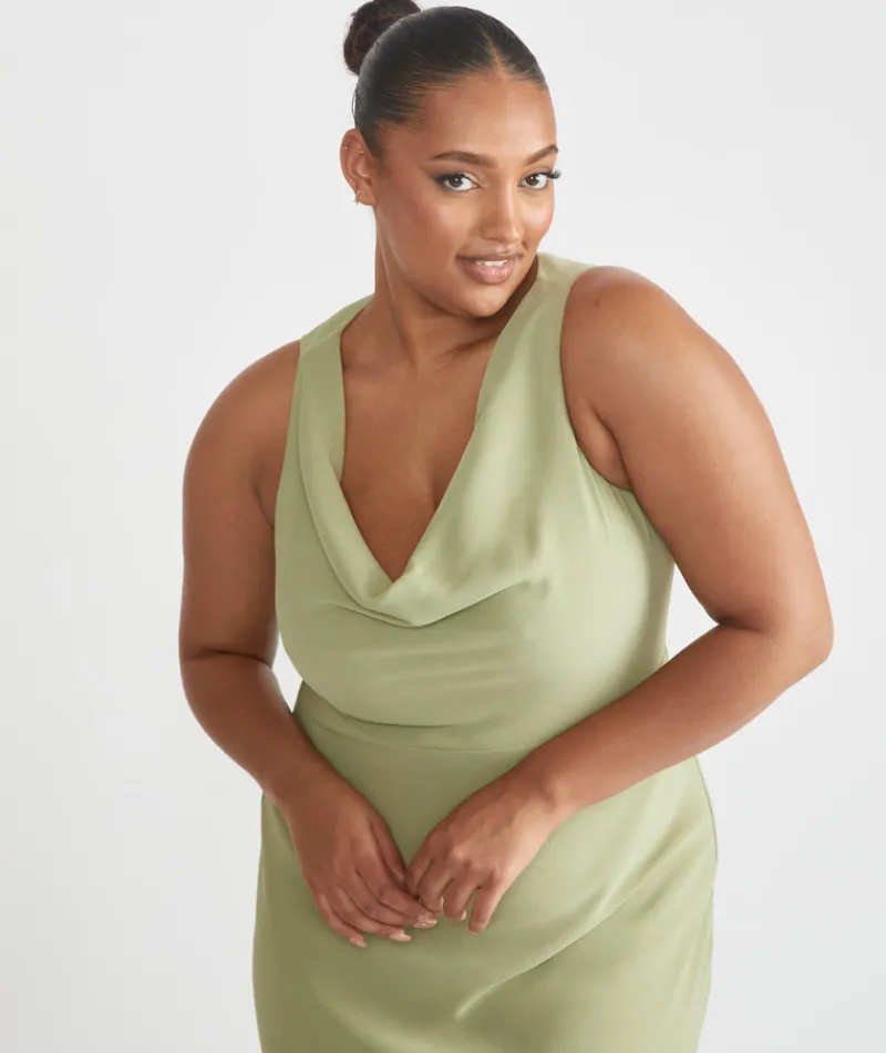 Outlet Six Stories Cowl Front Crepe Bridesmaid Dress - Sage