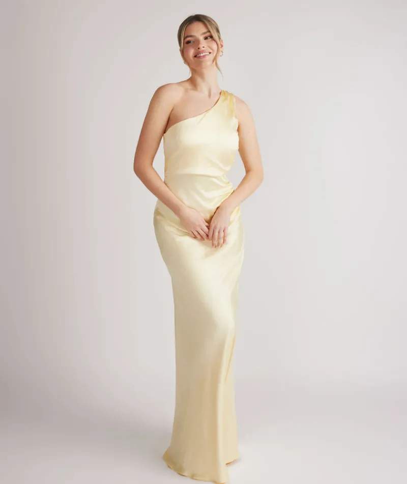 Discount Six Stories One Shoulder Ruched Satin Bridesmaid Dress - Butter Lemon