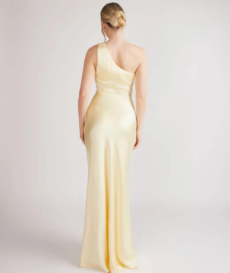 Discount Six Stories One Shoulder Ruched Satin Bridesmaid Dress - Butter Lemon