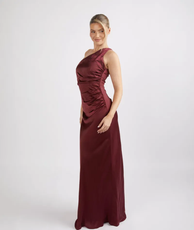 Discount Six Stories One Shoulder Satin Ruched Bridesmaid Dress - Deep Wine