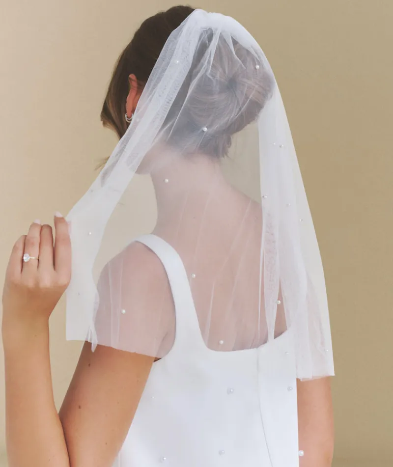 New Six Stories Pearl Tulle Veil