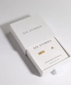 Outlet Six Stories Personalised Mrs Earrings - Gold