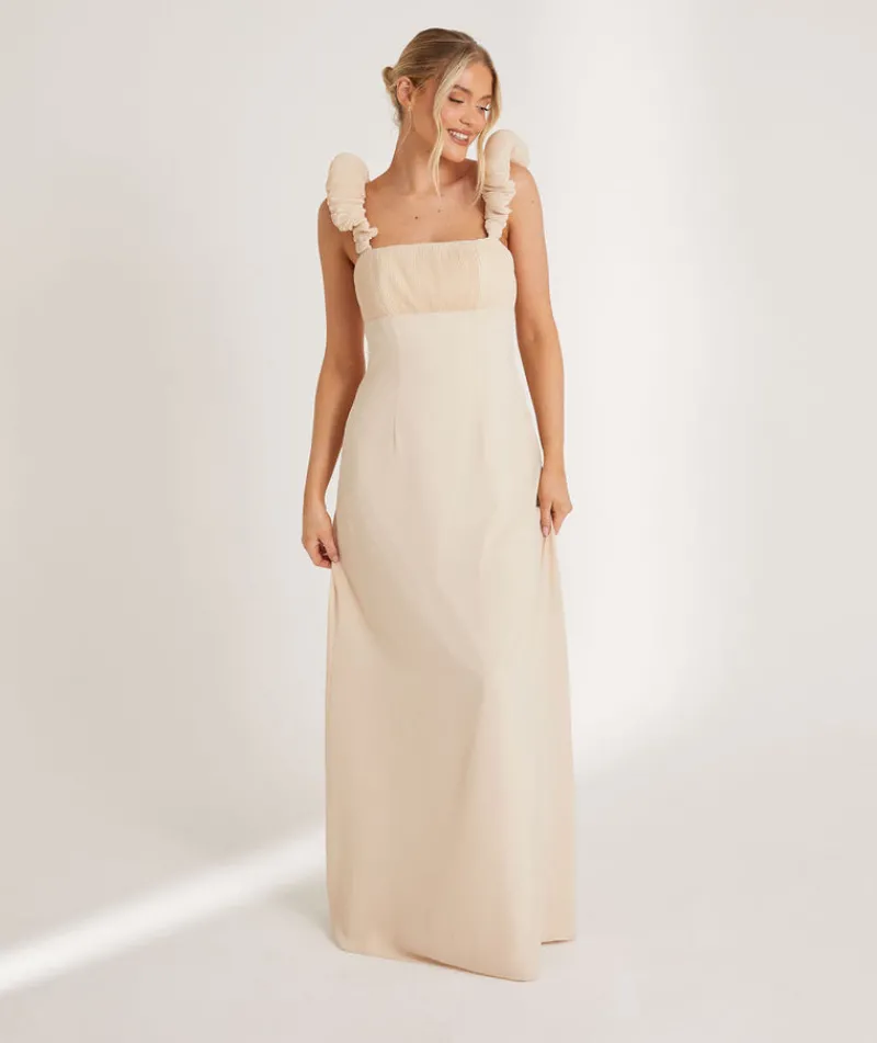 Six Stories Pleated Statement Shoulder Chiffon Bridesmaid Dress - Butter Cream