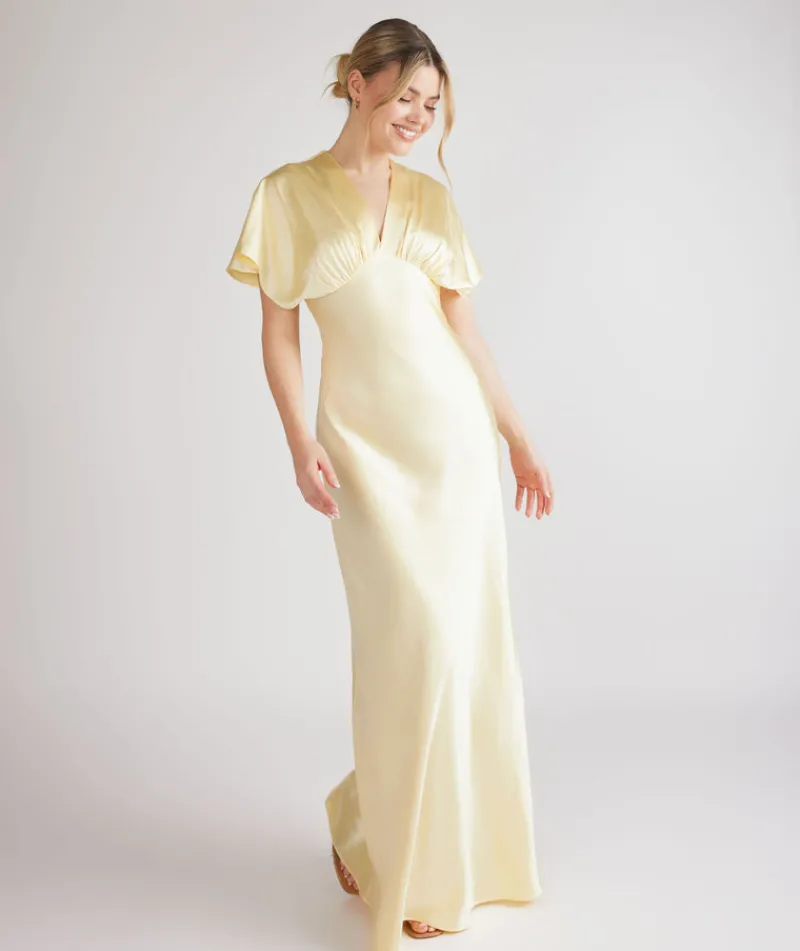 Discount Six Stories Plunge Batwing Satin Bridesmaid Dress - Butter Lemon
