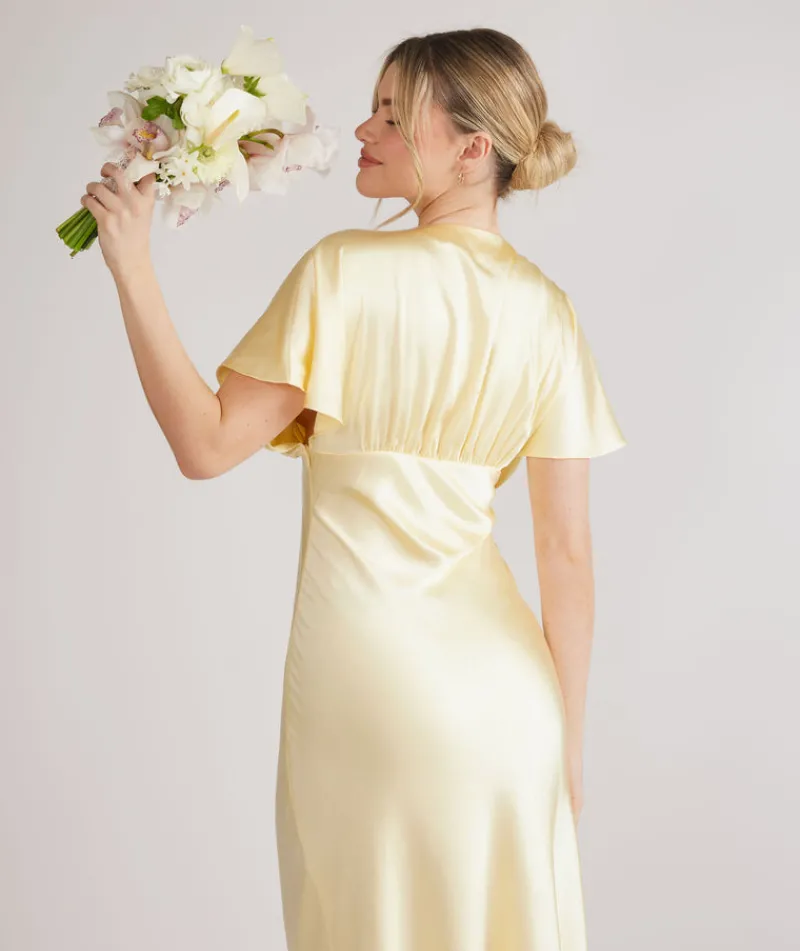 Discount Six Stories Plunge Batwing Satin Bridesmaid Dress - Butter Lemon