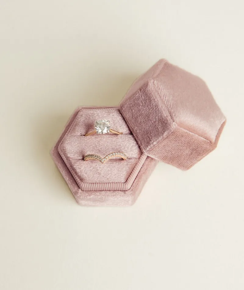 Discount Six Stories Velvet Ring Box