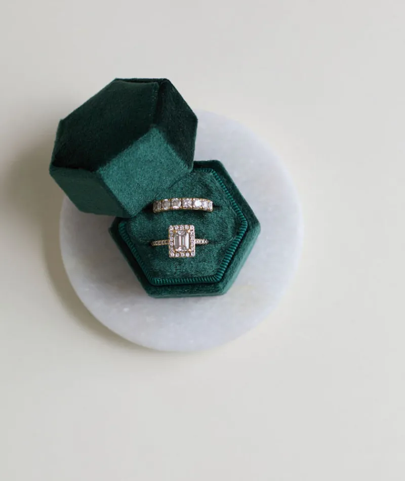 Discount Six Stories Velvet Ring Box